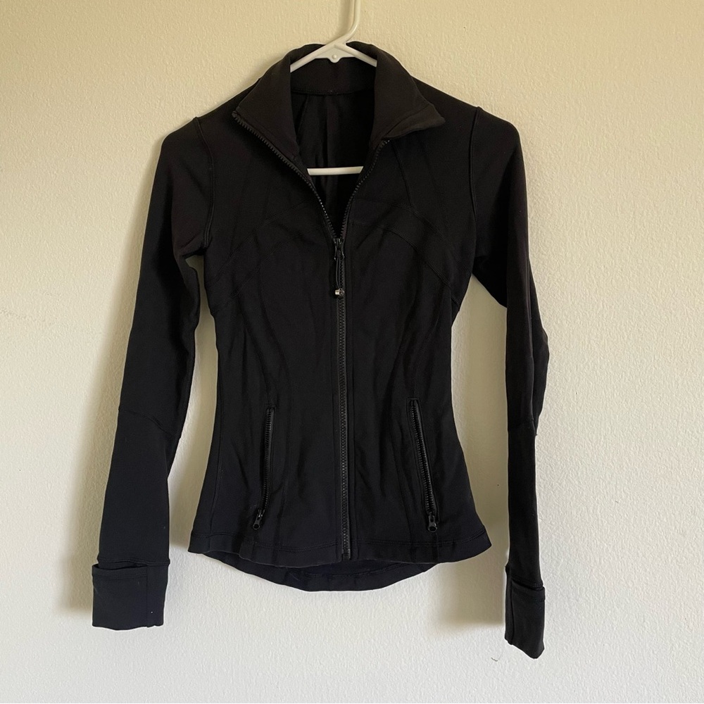Lululemon Women's Black athletic Jacket, size 0